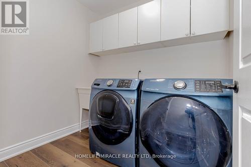 44 Leatherhead Court, Brampton, ON - Indoor Photo Showing Laundry Room