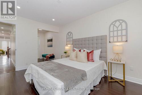 44 Leatherhead Court, Brampton, ON - Indoor Photo Showing Bedroom