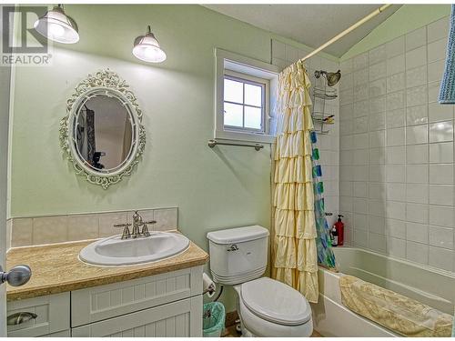 6838 Santiago Loop Unit# 176, Kelowna, BC - Indoor Photo Showing Bathroom