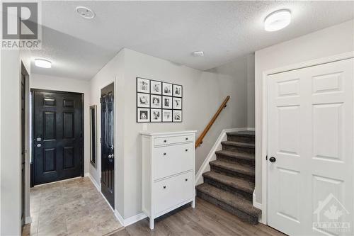 120 Whalings Circle, Ottawa, ON - Indoor Photo Showing Other Room