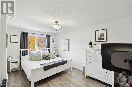 120 Whalings Circle, Ottawa, ON - Indoor Photo Showing Bedroom