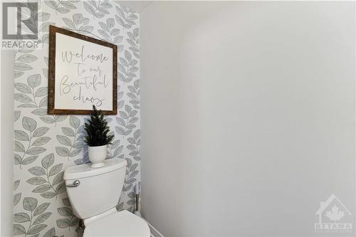 120 Whalings Circle, Ottawa, ON - Indoor Photo Showing Bathroom