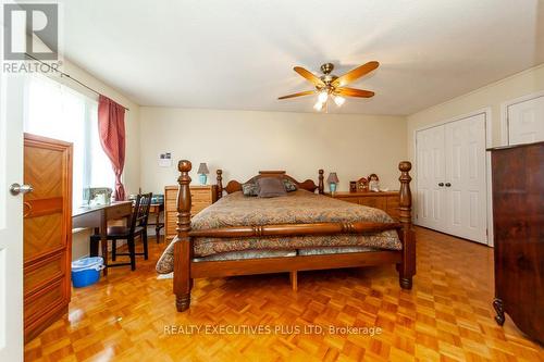 46 Lorraine Crescent, Brampton, ON - Indoor Photo Showing Bedroom