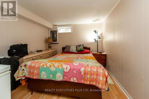 46 Lorraine Crescent, Brampton, ON - Indoor Photo Showing Bedroom