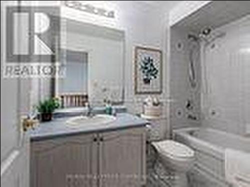 1337 Kestell Boulevard W, Oakville, ON - Indoor Photo Showing Bathroom