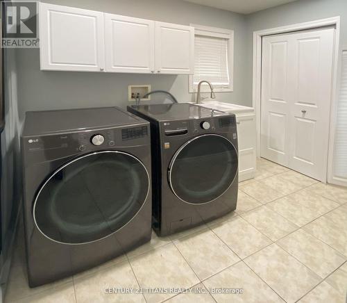 198 Taylor Trail, Chatham-Kent, ON - Indoor Photo Showing Laundry Room