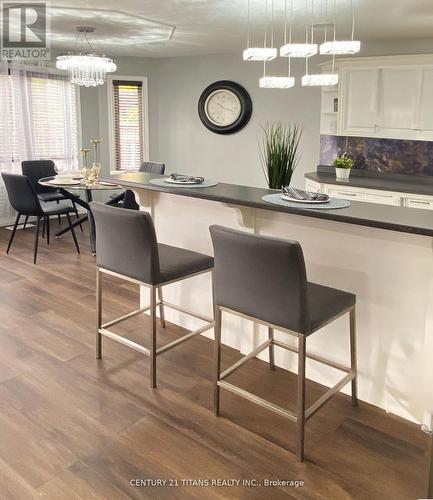 198 Taylor Trail, Chatham-Kent, ON - Indoor Photo Showing Dining Room