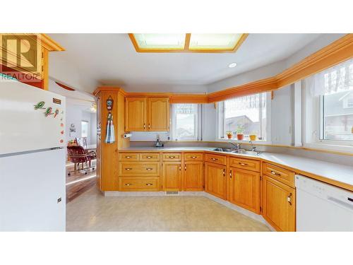 51 Cactus Crescent, Osoyoos, BC - Indoor Photo Showing Kitchen With Double Sink