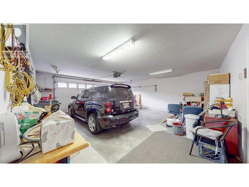 51 Cactus Crescent, Osoyoos, BC - Indoor Photo Showing Garage