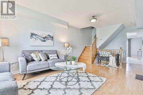 10006 Mccowan Road, Markham, ON - Indoor Photo Showing Living Room