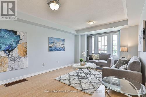 10006 Mccowan Road, Markham, ON - Indoor Photo Showing Living Room