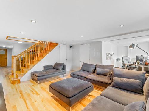 Salle familiale - 4497 Rue St-Zotique E., Montréal (Rosemont/La Petite-Patrie), QC - Indoor Photo Showing Living Room