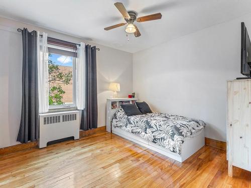 Chambre Ã Â coucher - 4497 Rue St-Zotique E., Montréal (Rosemont/La Petite-Patrie), QC - Indoor Photo Showing Bedroom