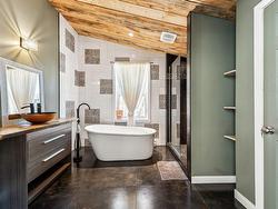 Ensuite bathroom - 