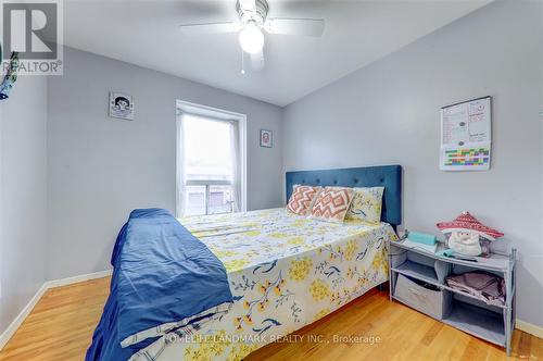 263 Fleetwood Crescent, Brampton, ON - Indoor Photo Showing Bedroom