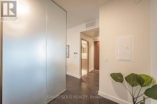 2108 - 85 Mcmahon Drive, Toronto, ON - Indoor Photo Showing Other Room