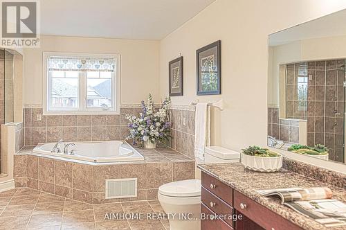 15 Birchbark Court, Richmond Hill, ON - Indoor Photo Showing Bathroom