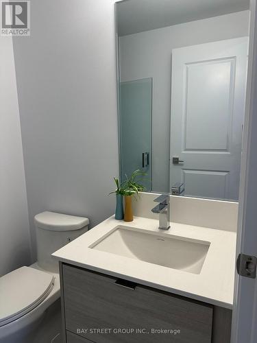 606 - 30 Elm Drive W, Mississauga, ON - Indoor Photo Showing Bathroom