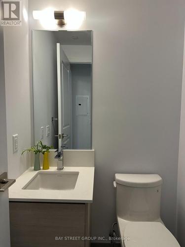 606 - 30 Elm Drive W, Mississauga, ON - Indoor Photo Showing Bathroom