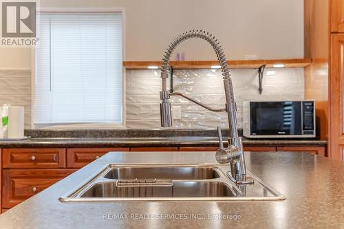 195516 Amaranth E Luther Line, East Luther Grand Valley, ON - Indoor Photo Showing Kitchen With Double Sink