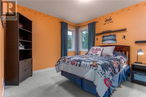 7 Washburn Drive, Guelph, ON - Indoor Photo Showing Bedroom