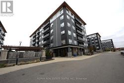 102 - 247 NORTHFIELD DRIVE E  Waterloo, ON N2K 0H1