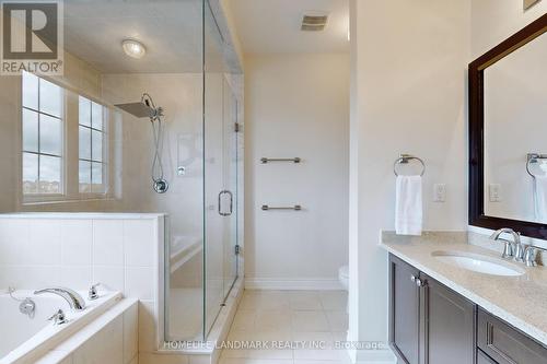 16 Hailsham Court, Vaughan, ON - Indoor Photo Showing Bathroom