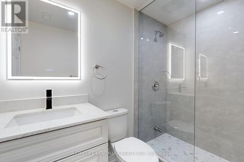 16 Hailsham Court, Vaughan, ON - Indoor Photo Showing Bathroom