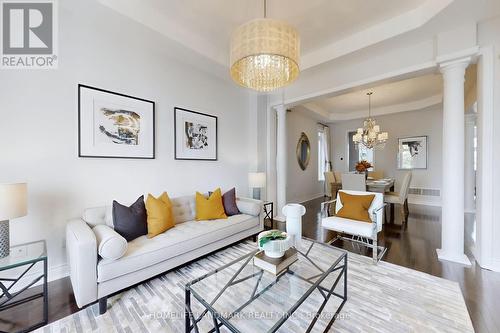 16 Hailsham Court, Vaughan, ON - Indoor Photo Showing Living Room