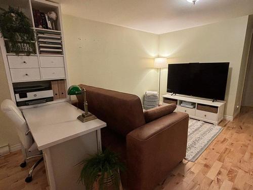 Family room - 22 Mtée Manory, Sainte-Marguerite-Du-Lac-Masson, QC - Indoor Photo Showing Other Room