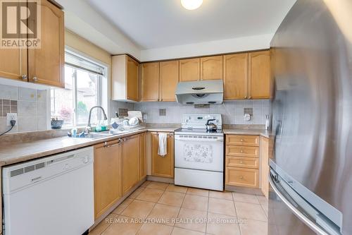 50 Casabel Drive, Vaughan, ON - Indoor Photo Showing Kitchen With Double Sink