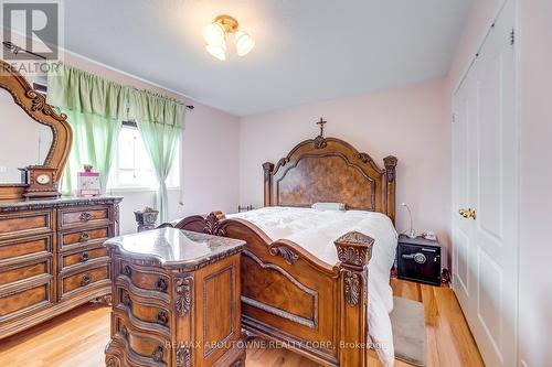 50 Casabel Drive, Vaughan, ON - Indoor Photo Showing Bedroom