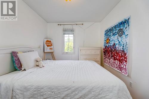 50 Casabel Drive, Vaughan, ON - Indoor Photo Showing Bedroom