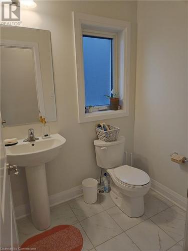 117 Nathalie Street, Kitchener, ON - Indoor Photo Showing Bathroom