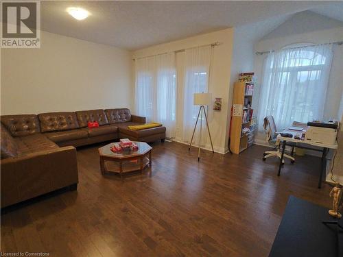 117 Nathalie Street, Kitchener, ON - Indoor Photo Showing Living Room