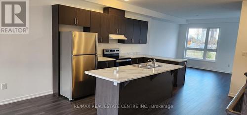 35 Pegler Street, Ajax, ON - Indoor Photo Showing Kitchen With Double Sink