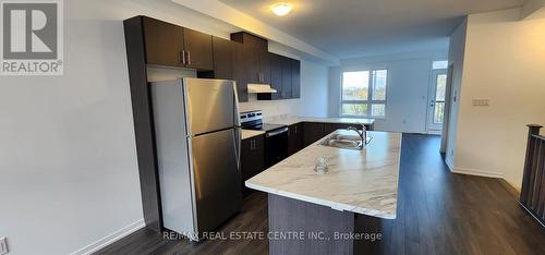 35 Pegler Street, Ajax, ON - Indoor Photo Showing Kitchen With Double Sink