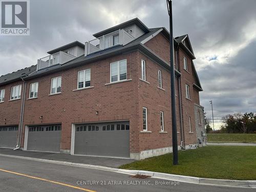 74 Mcalister Avenue, Richmond Hill, ON - Outdoor