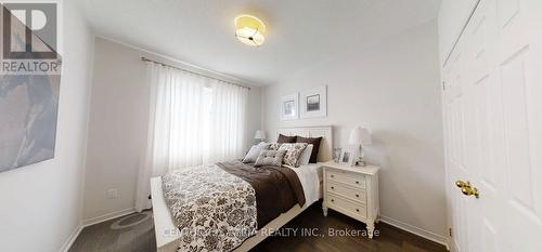 74 Mcalister Avenue, Richmond Hill, ON - Indoor Photo Showing Bedroom