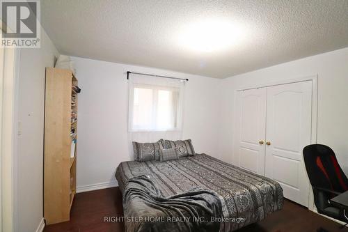 395 Peter Rupert Avenue E, Vaughan, ON - Indoor Photo Showing Bedroom