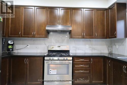 395 Peter Rupert Avenue E, Vaughan, ON - Indoor Photo Showing Kitchen