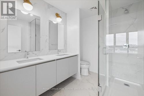 529 - 395 Dundas Street, Oakville, ON - Indoor Photo Showing Bathroom