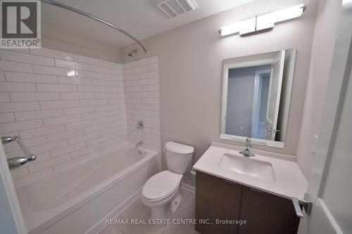 117 - 708 Woolwich Street, Guelph, ON - Indoor Photo Showing Bathroom