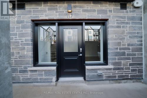 117 - 708 Woolwich Street, Guelph, ON - Outdoor