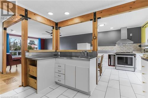 447 Fifth Street, Collingwood, ON - Indoor Photo Showing Kitchen