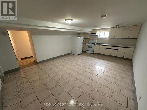 Bsmt - 999 Caledonia Road, Toronto, ON - Indoor Photo Showing Garage