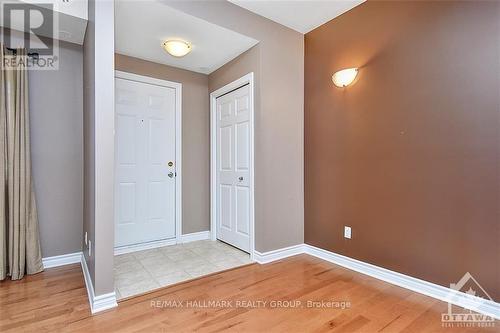 B - 139 Harthill Way, Ottawa, ON - Indoor Photo Showing Other Room