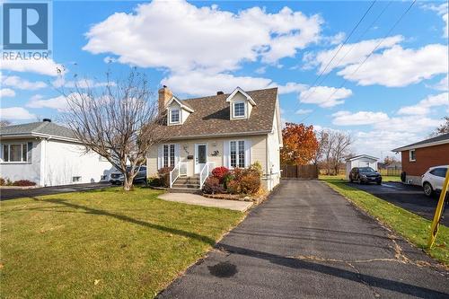 2747 Ross Avenue, Cornwall, ON - Outdoor With Facade