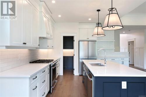 1824 Crown Isle Blvd, Courtenay, BC - Indoor Photo Showing Kitchen With Double Sink With Upgraded Kitchen