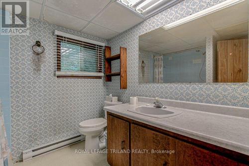 159 Harrison Place, Central Elgin (Port Stanley), ON - Indoor Photo Showing Bathroom